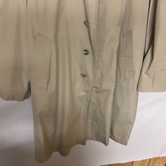 Permanent Press Trench Coat Beige men Size 38 Short No Ironing Necessary - Picture 4 of 12